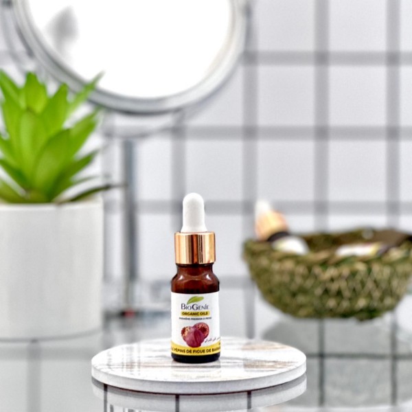 Notre huile de pépins de figue de barbarie pure et naturel a 100% ✅
• Antioxydante, anti-âge puissant
• Estompe les taches brunes et unifie la couleur de la peau.
• Redonne fermeté et tonicité à la peau.
• Regénérante (l’oméga-6 favorise la réparation de la peau).
• Hydradante et émolliente.
• Calme les coups de soleil et limite la rougeur ✨
huiles skin skincaretips skincare skintreatment selflove selfcare foryoupage