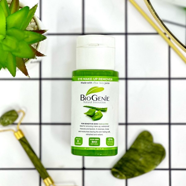 Our ultra-gentle, natural makeup remover is perfect for sensitive skin. Removes all traces of makeup (even waterproof mascara) without irritating the delicate skin around your eyes.
Formulated with organic ALOE VERA juice to cleanse and soothe your skin
skin skincaretips skincare skinfade skinhealth removemakeup makeup nomakeupmakeup aloevera aloeveraforever