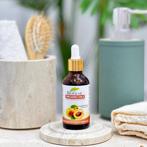 L’huile de noyaux d’abricot :une source de nutrition et hydratation intense pour le visage
Assouplissante pour les peaux les plus sèches, émolliente, adoucissante, nourrissante : avec ses acides gras qui renforcent le film hydrolipidique de la peau, l’huile d’abricot aide votre visage à lutter contre la déshydratation et à se réparer.
foryou abricot huiledenoyauxdabricot skin skincare skincaretips